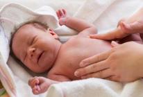 Как правильно ухаживать за новорожденным ребенком